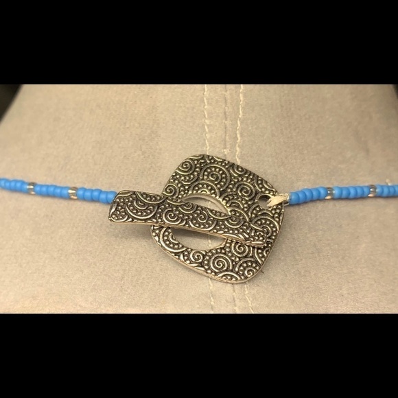 Beaded necklace with pendant - Picture 3 of 3